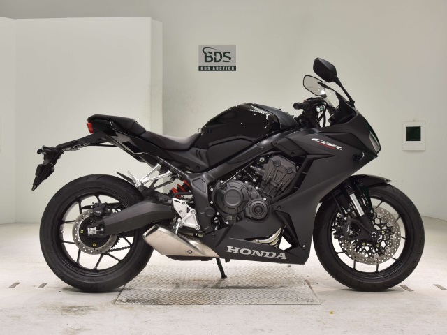 Honda CBR650R 2024