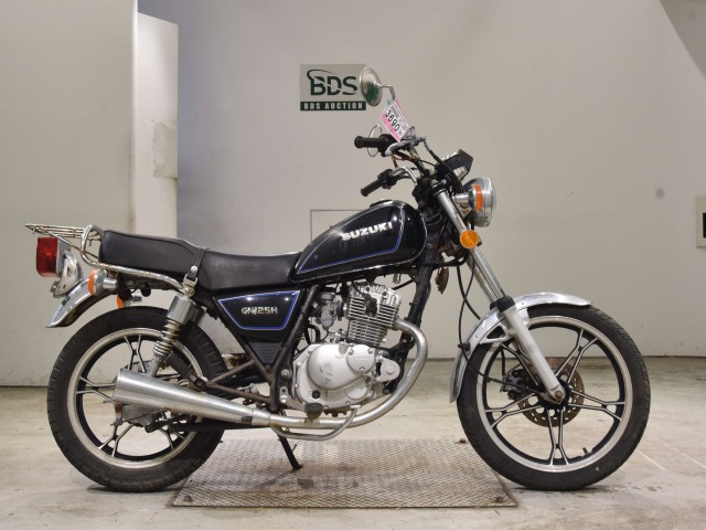 Suzuki GN125H 2015