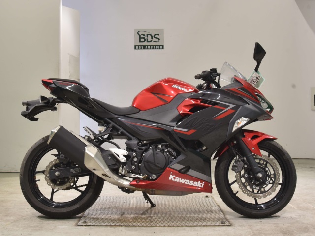 Kawasaki NINJA400 2019