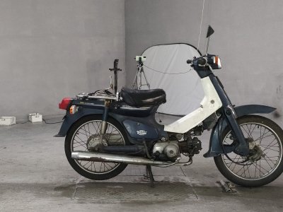 Honda SUPER CUB 50 CUSTOM 1995