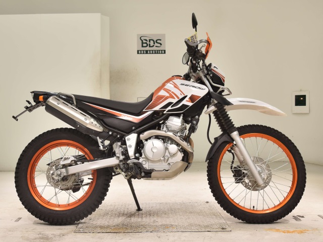 Yamaha SEROW XT250 2018