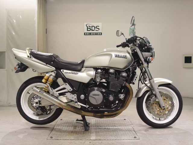 Yamaha XJR1200 1994