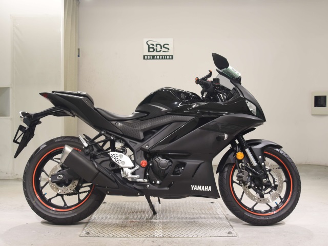 Yamaha YZF-R25 2020