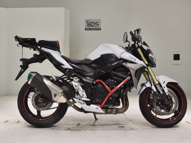 Suzuki GSR750A 2015