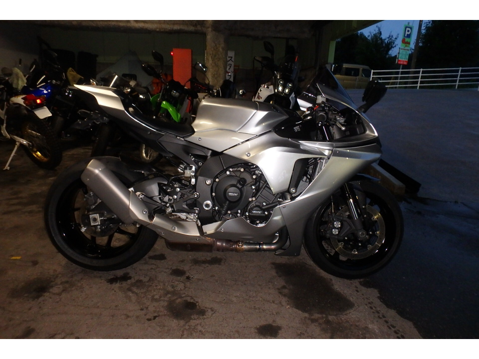 Yamaha YZF-R1 2021