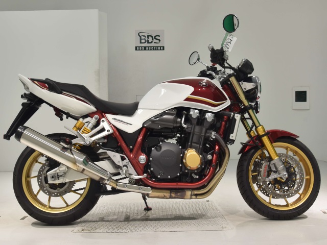 Honda CB1300SF 2023