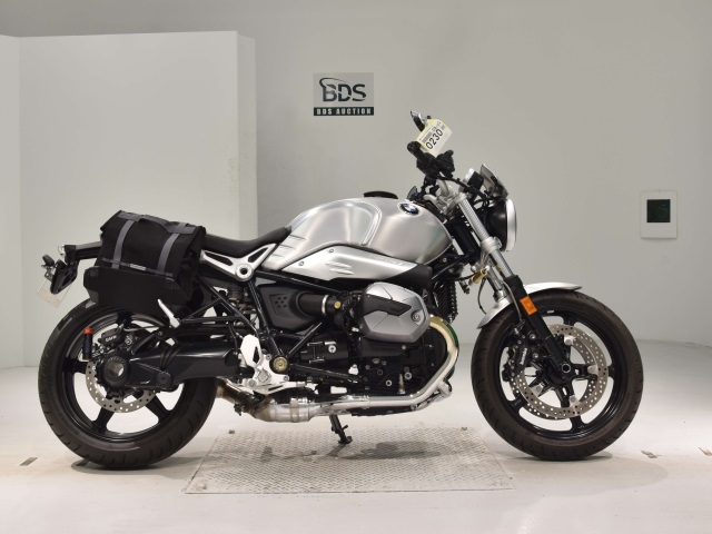 BMW R NINE T PURE 2023