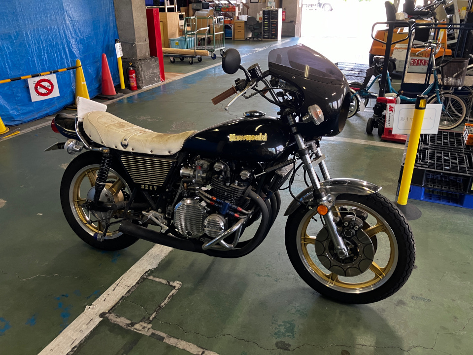 Kawasaki Z900 2006