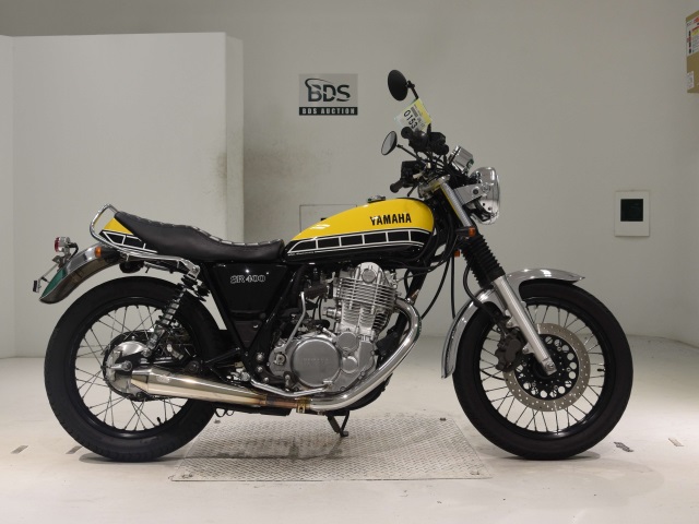 Yamaha SR400 2016
