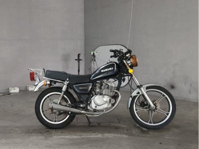 Suzuki GN125H 2005
