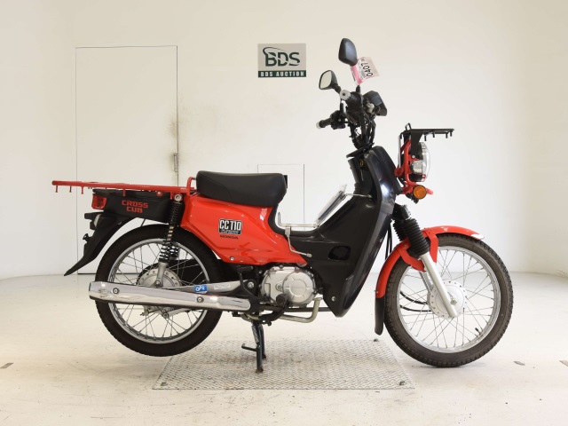 Honda CC110 CROSSCUB 2016
