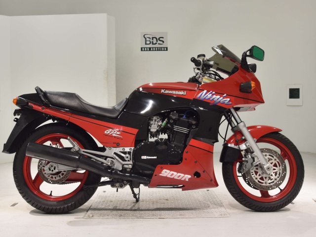 Kawasaki GPZ900R 1994