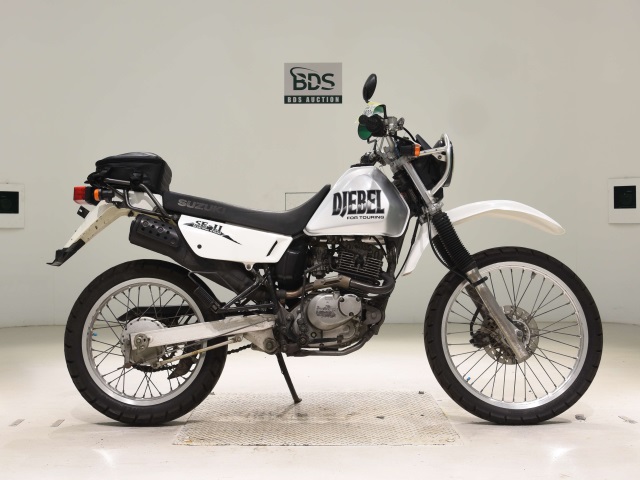 Suzuki DF200E