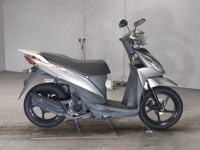 Suzuki ADDRESS V110