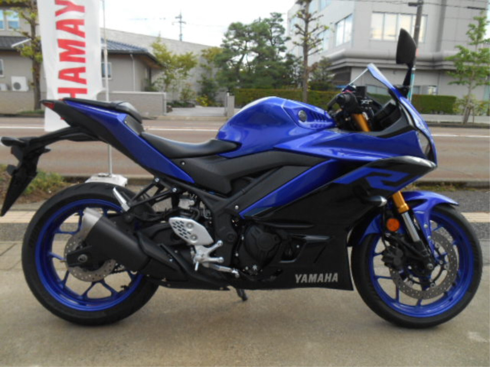Yamaha YZF-R25A 2019