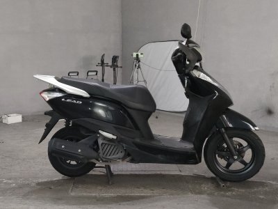 Honda LEAD125 2015