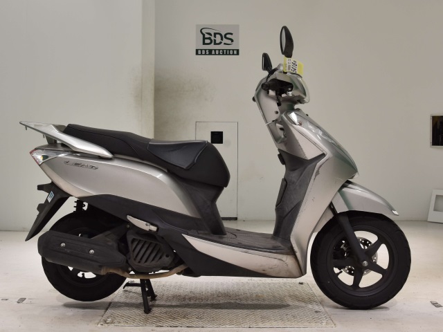 Honda LEAD125 2013