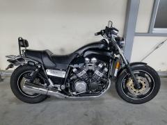 Yamaha V-MAX1200 2004
