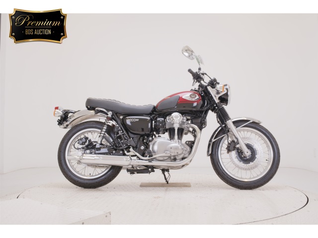 Kawasaki W800 2025