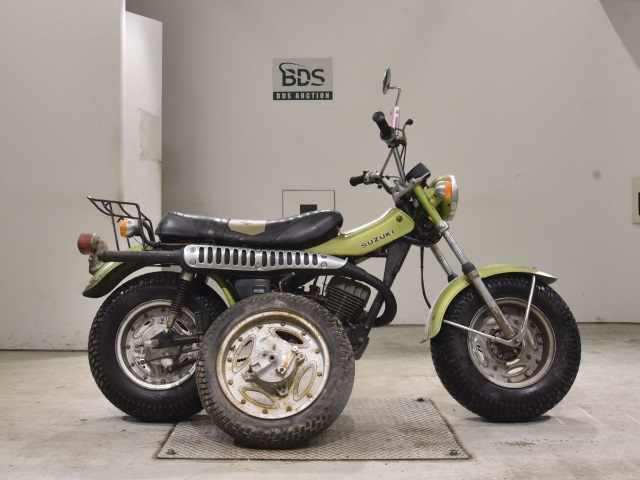 Suzuki RV125