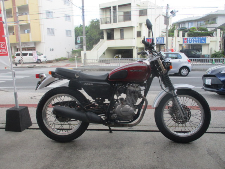 Honda CB223S 2010
