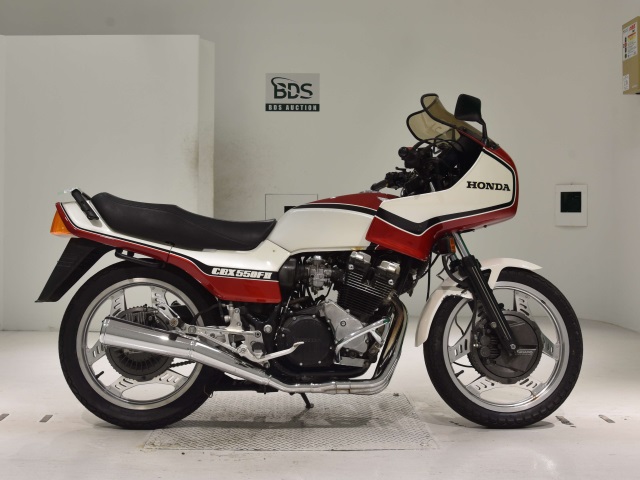 Honda CBX550F INTEGRA 2024