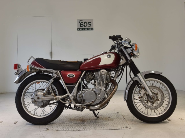 Yamaha SR400 2005
