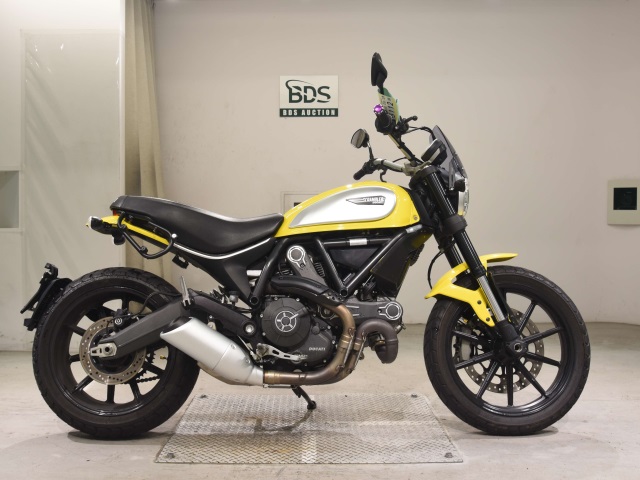 Ducati SCRAMBLER 803 ICON 2015