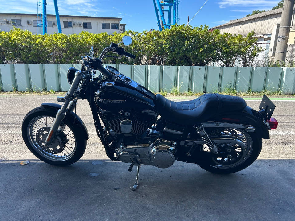 HD SUPER GLIDE FXDC1580 2011