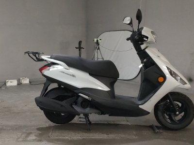 Yamaha AXIS Z 2022