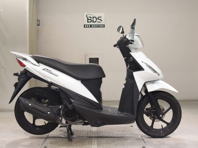 Suzuki ADDRESS V110