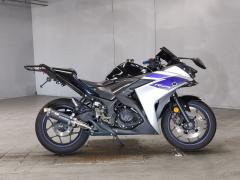 Yamaha YZF-R25 2015