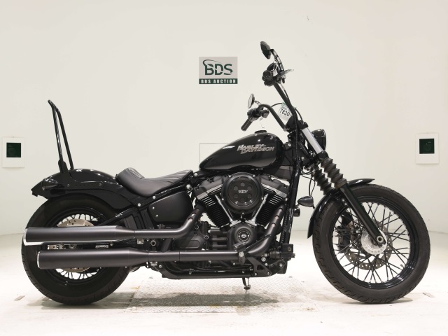 HD STREETBOB FXBB1750 2019