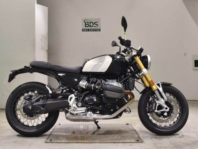 BMW R12 NINE T 2025
