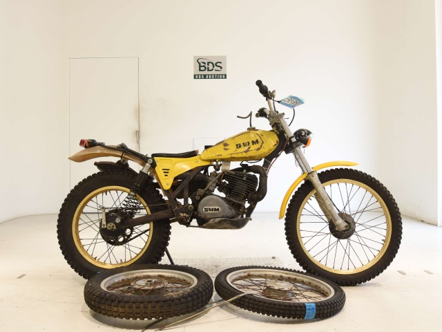 Suzuki WM240TL