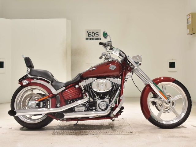HD ROCKER C FXCWC1580 2010