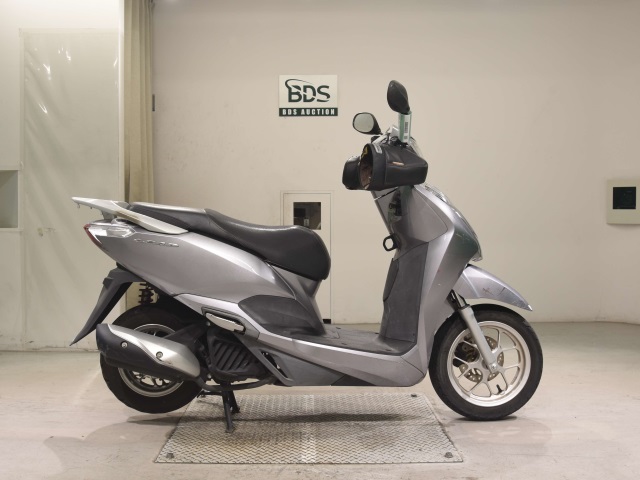 Honda LEAD125 2018