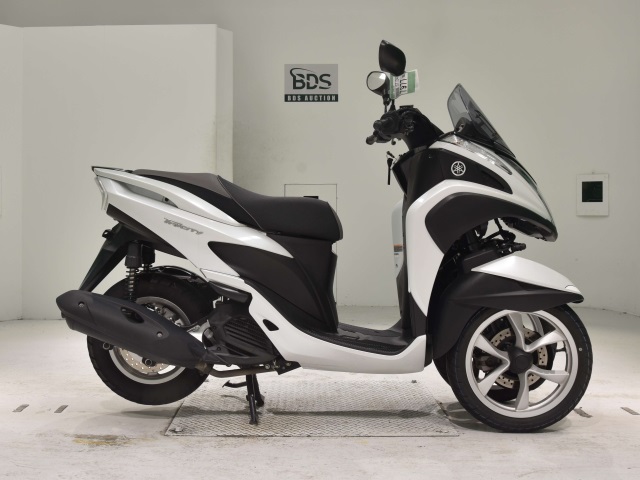 Yamaha TRICITY MW125 2015