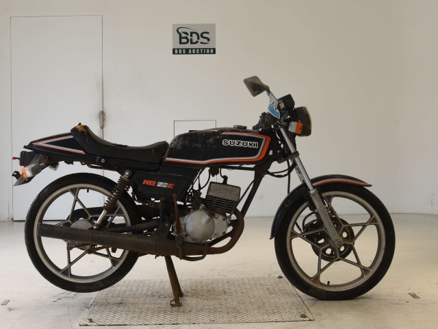 Suzuki RG50
