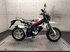 Suzuki STREET MAGIC