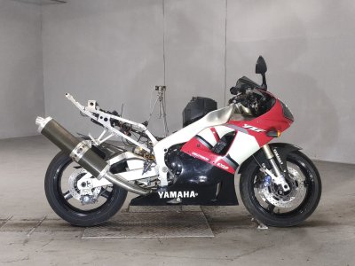 Yamaha YZF-R1