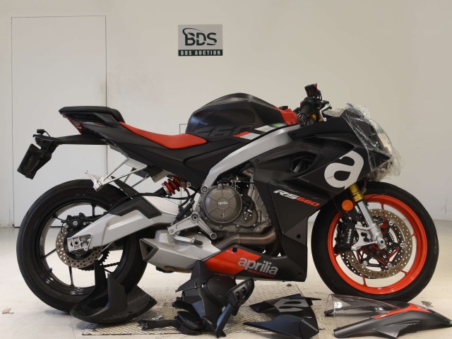 Aprilia RS660 2021