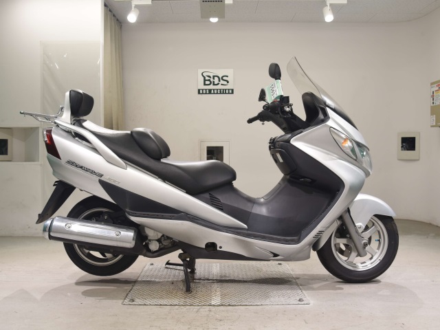 Suzuki SKYWAVE 400 2004