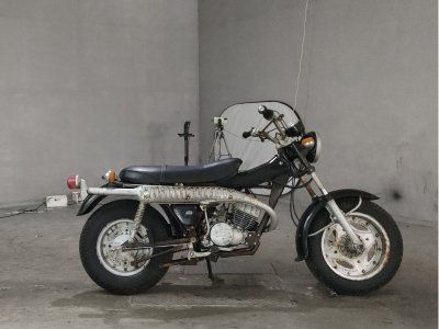Suzuki VAN VAN125