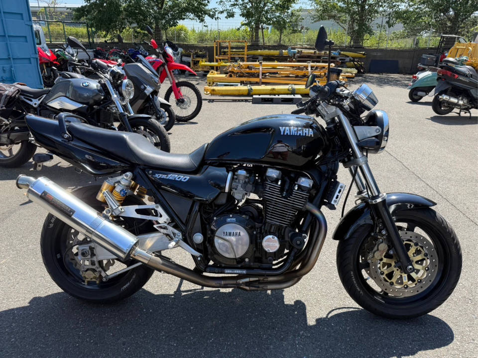 Yamaha XJR1200 1996
