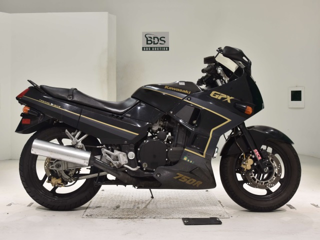 Kawasaki GPX750R 1986