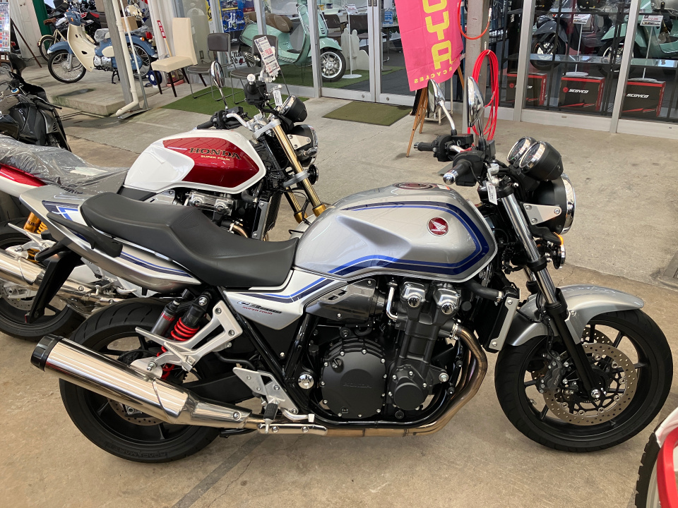 Honda CB1300SFA 2023