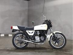 Kawasaki Z400J 2024
