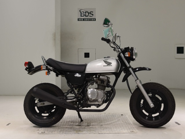 Honda APE50 2004
