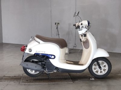 Honda GIORNO 2016